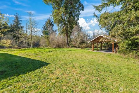 1327 196th Avenue NW Lakebay WA 98349