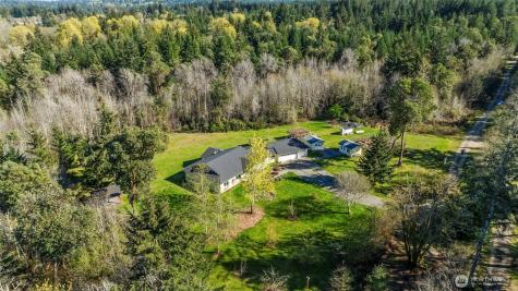 1327 196th Avenue NW Lakebay WA 98349