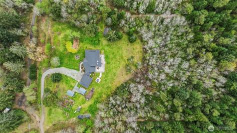 1327 196th Avenue NW Lakebay WA 98349