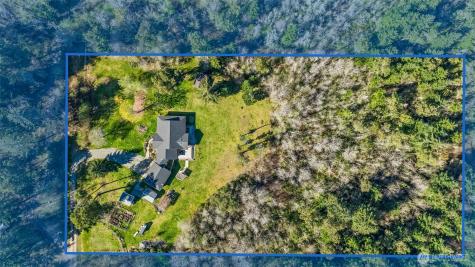 1327 196th Avenue NW Lakebay WA 98349