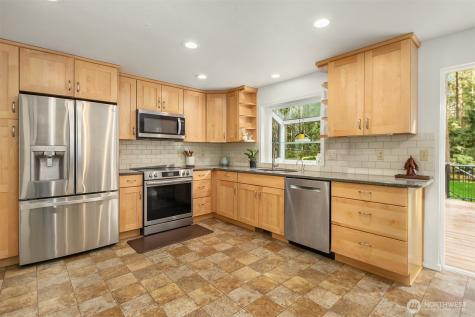 21803 NE 154th Street Woodinville WA 98077