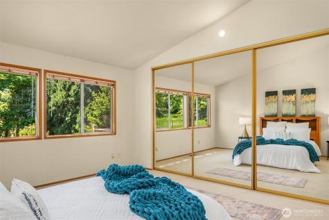 611 S 32nd Street Renton WA 98055