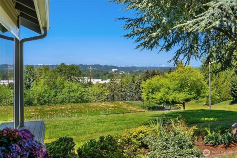 611 S 32nd Street Renton WA 98055