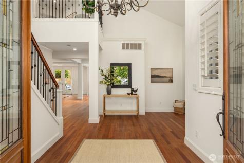 6577 102nd Avenue NE Kirkland WA 98033