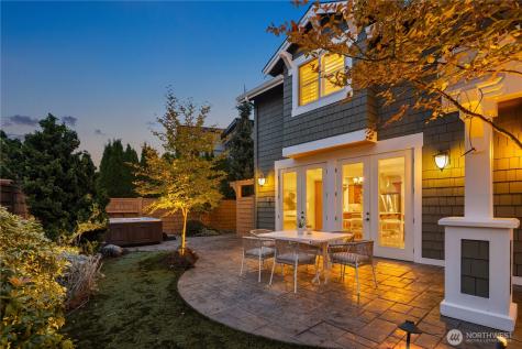 6577 102nd Avenue NE Kirkland WA 98033