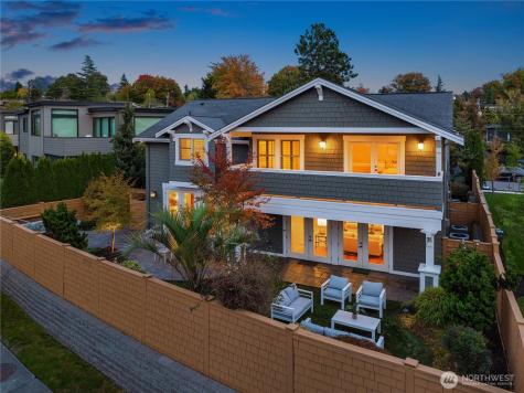 6577 102nd Avenue NE Kirkland WA 98033