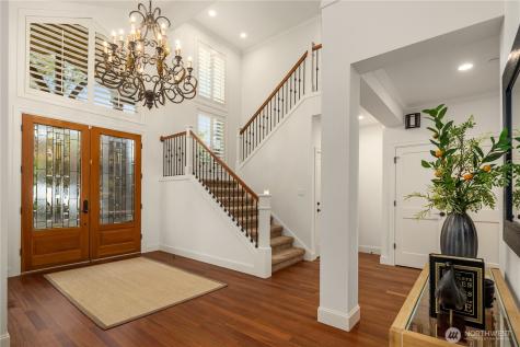 6577 102nd Avenue NE Kirkland WA 98033