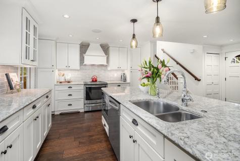 2605 234th Avenue NE Sammamish WA 98074