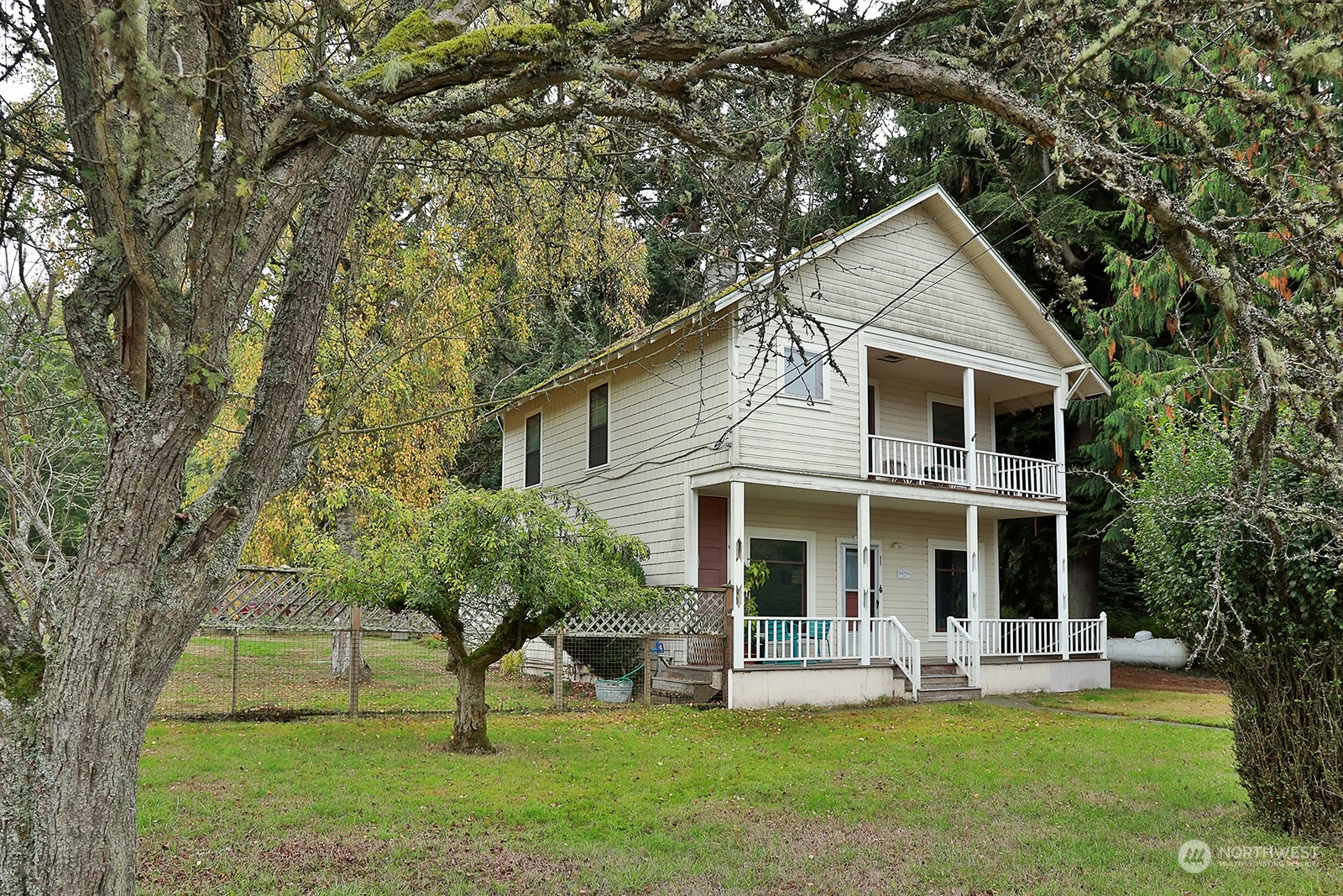 321 Edgecliff Drive Langley WA 98260