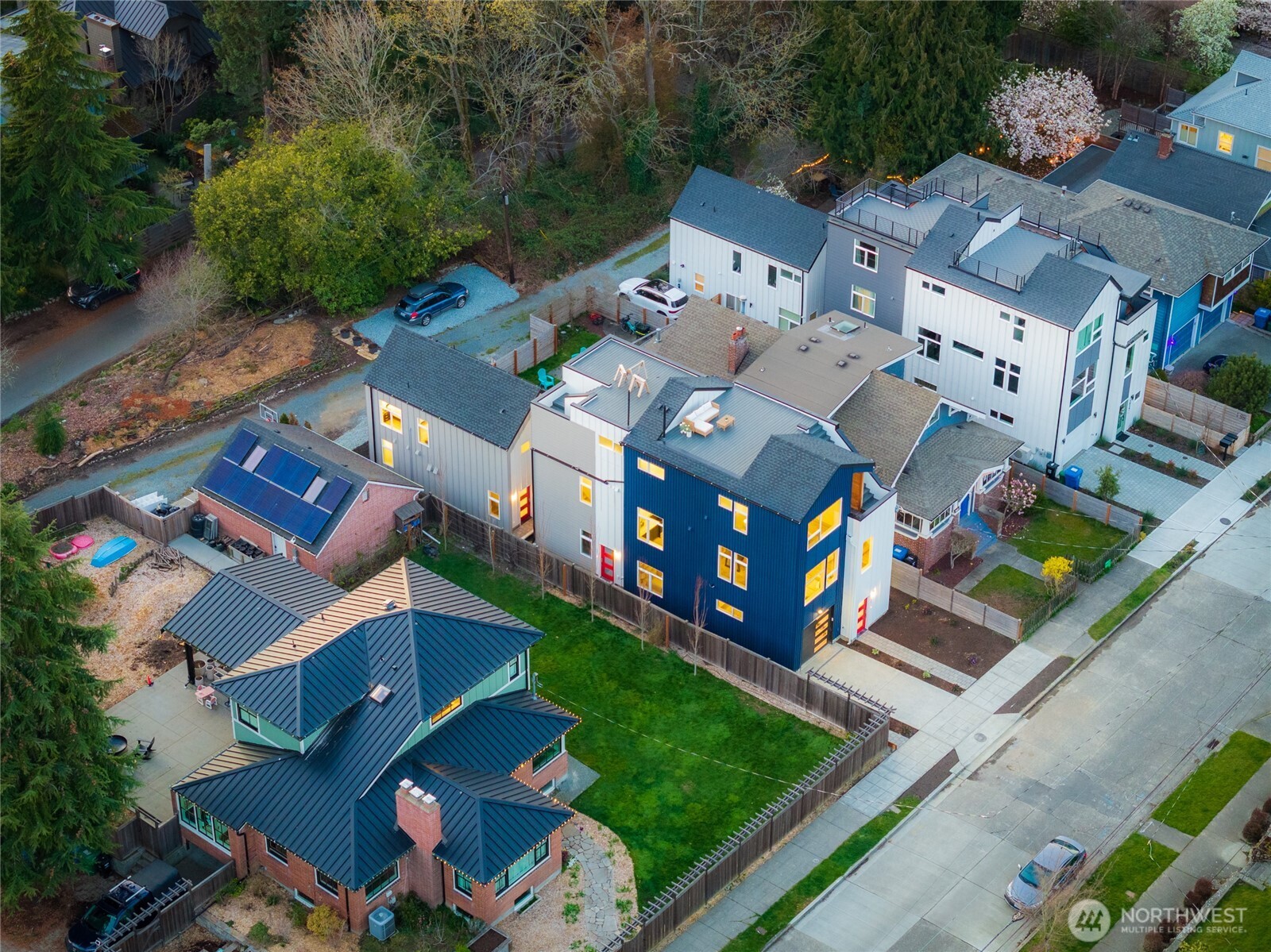 2935 39th Avenue SW Seattle WA 98116