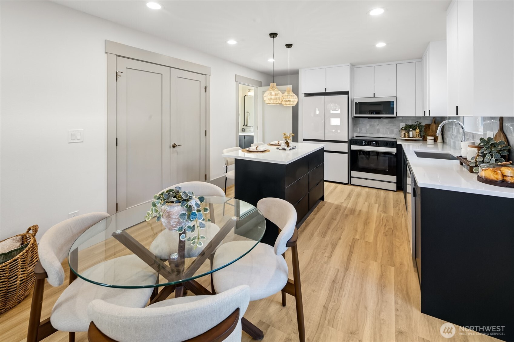 2935 39th Avenue SW Seattle WA 98116
