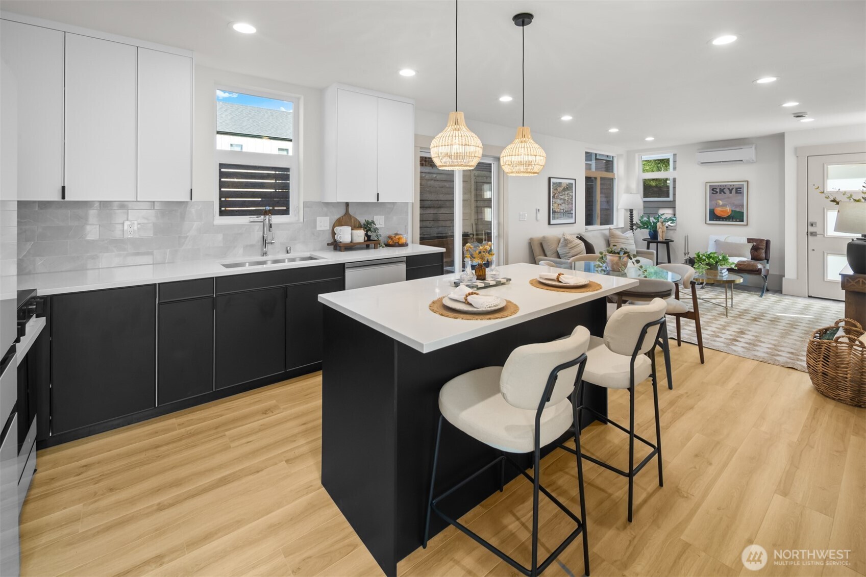 2935 39th Avenue SW Seattle WA 98116