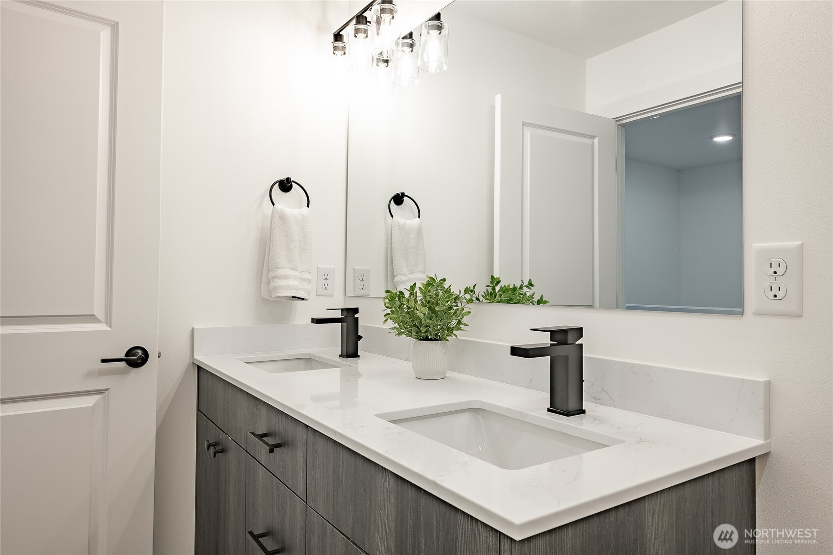 2998 Cedar View Way Blaine WA 98230