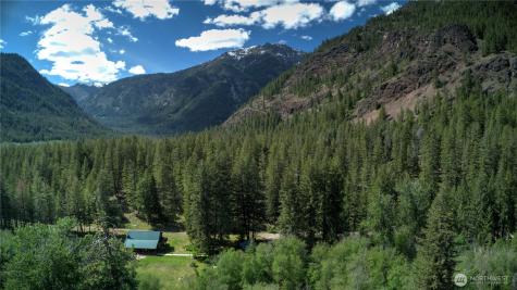 19 A And B Two Rivers Road Mazama WA 98833