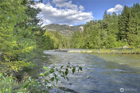 19 A And B Two Rivers Road Mazama WA 98833
