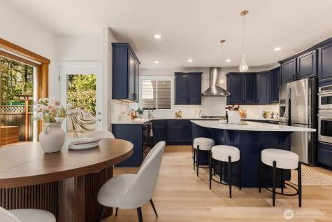 3463 NE Madison Way Issaquah WA 98029