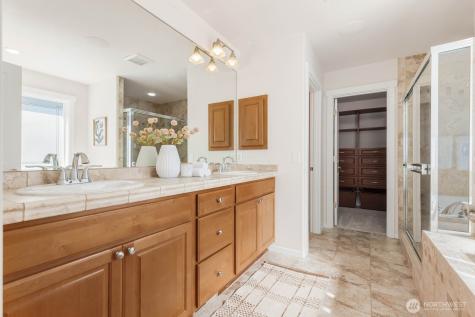 3463 NE Madison Way Issaquah WA 98029