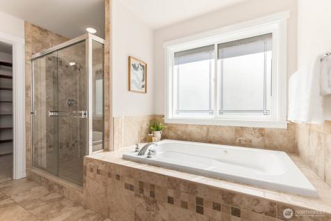 3463 NE Madison Way Issaquah WA 98029