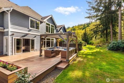 3463 NE Madison Way Issaquah WA 98029