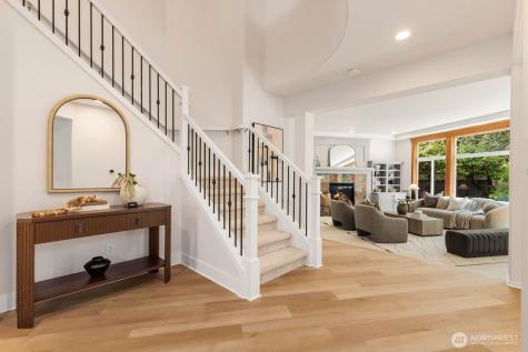 3463 NE Madison Way Issaquah WA 98029