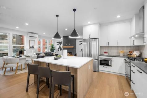 976 7th Ave NW (Homesite #6) Issaquah WA 98027