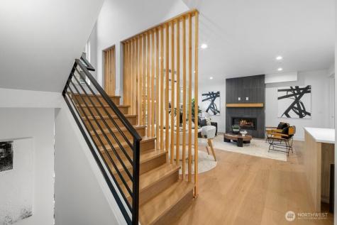 976 7th Ave NW (Homesite #6) Issaquah WA 98027