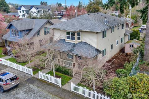 260 SE Andrews Street Issaquah WA 98027