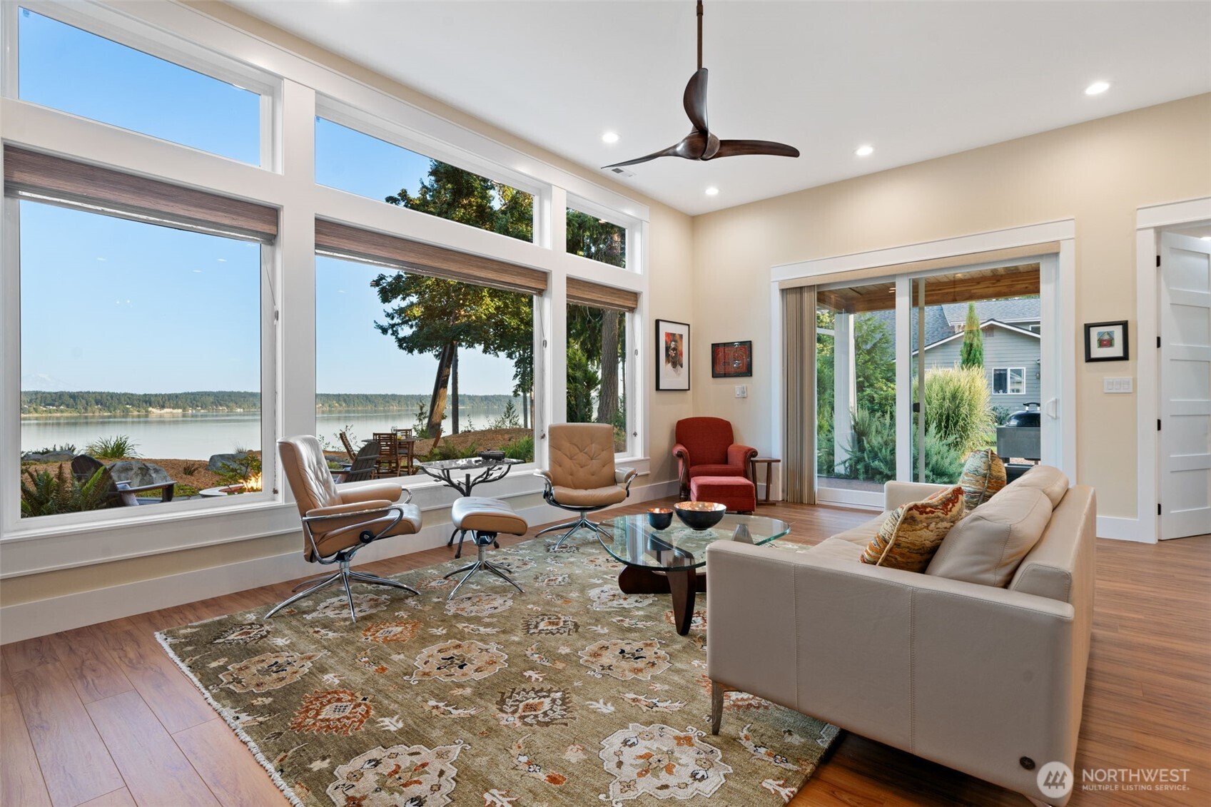 211 E Vineyard Crest Road Grapeview WA 98546