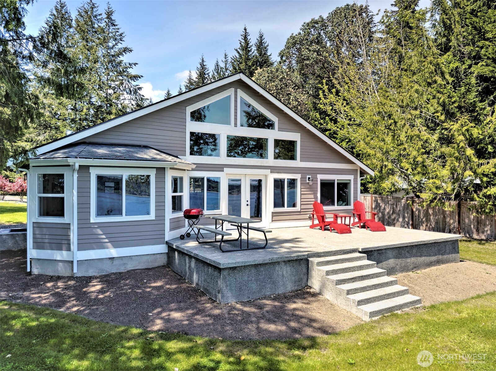 211 E Vineyard Crest Road Grapeview WA 98546