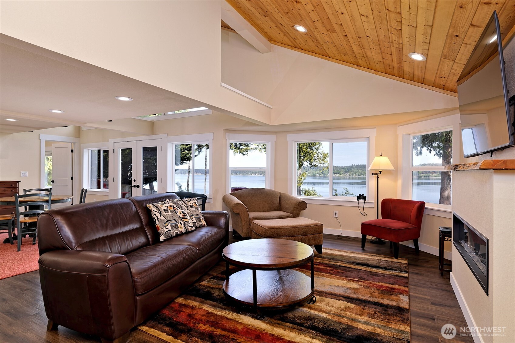 211 E Vineyard Crest Road Grapeview WA 98546