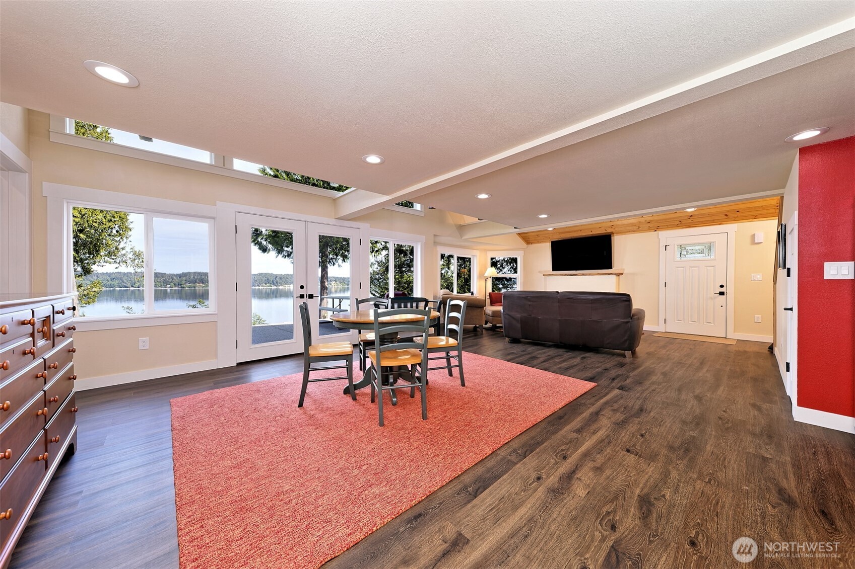 211 E Vineyard Crest Road Grapeview WA 98546