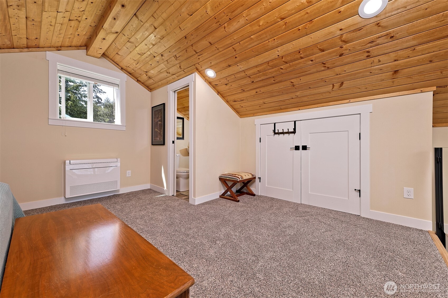 211 E Vineyard Crest Road Grapeview WA 98546