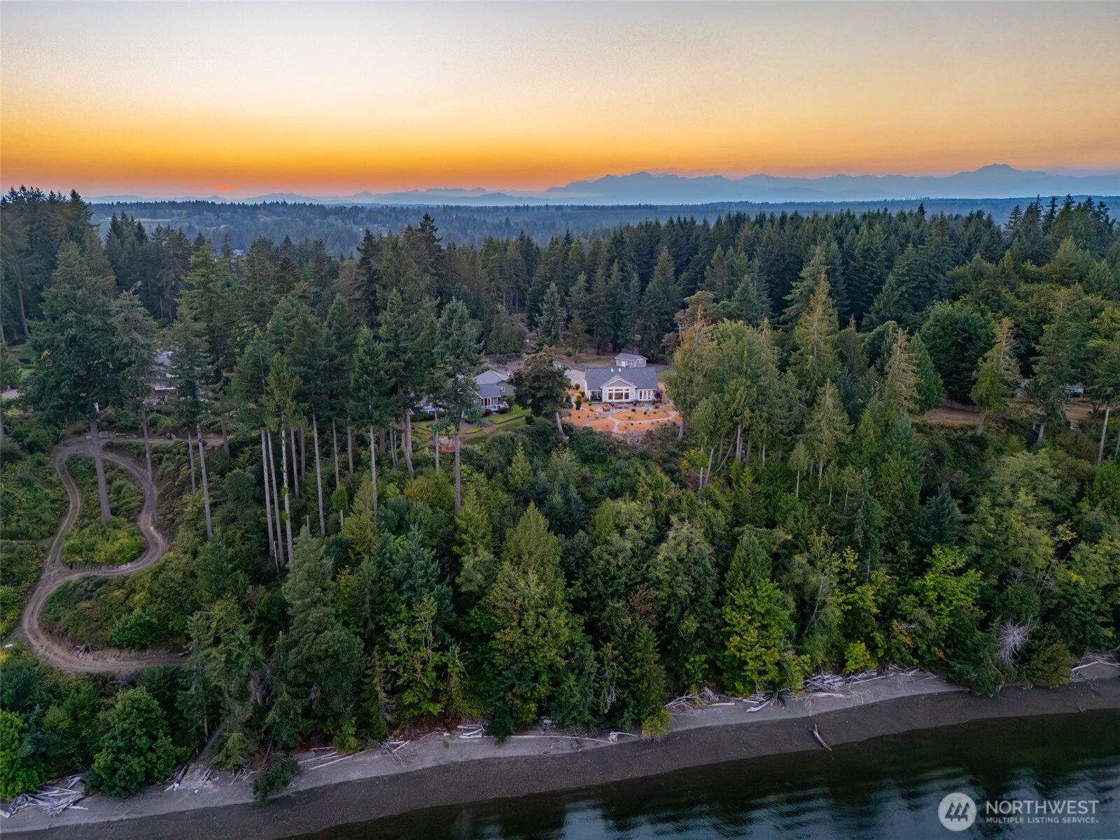 211 E Vineyard Crest Road Grapeview WA 98546
