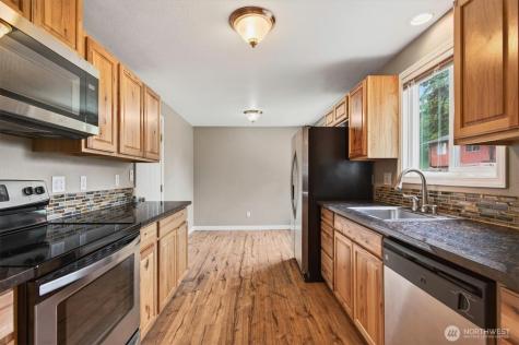 354 Carroll Road Kelso WA 98626