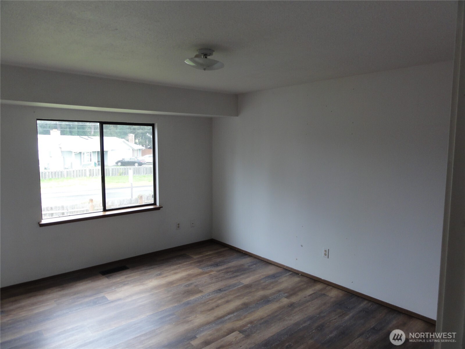 523 160th Street E Tacoma WA 98445