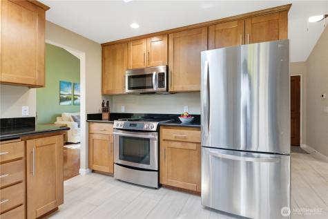 29819 5th Avenue SW Federal Way WA 98023