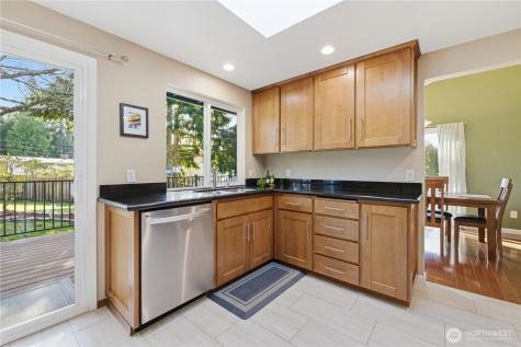 29819 5th Avenue SW Federal Way WA 98023
