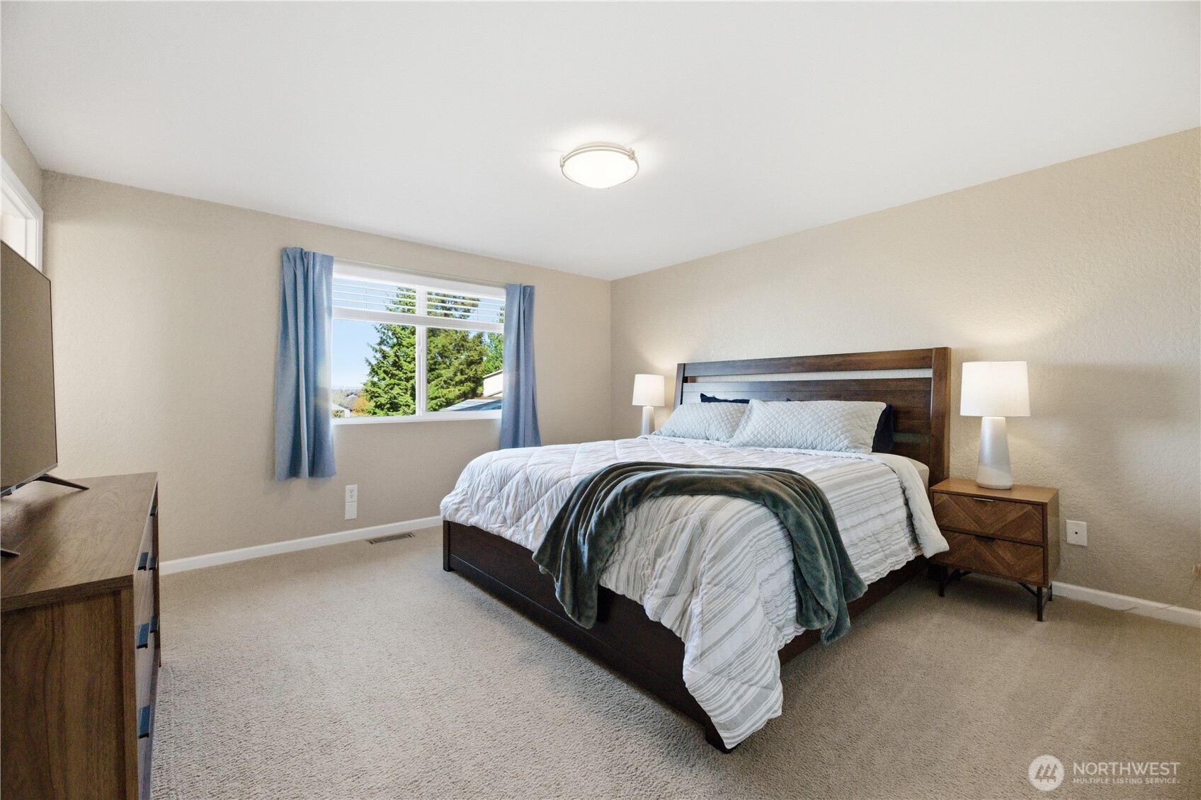 29819 5th Avenue SW Federal Way WA 98023