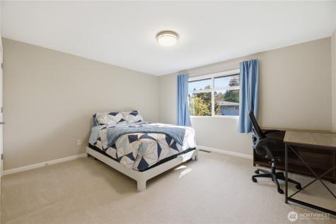 29819 5th Avenue SW Federal Way WA 98023