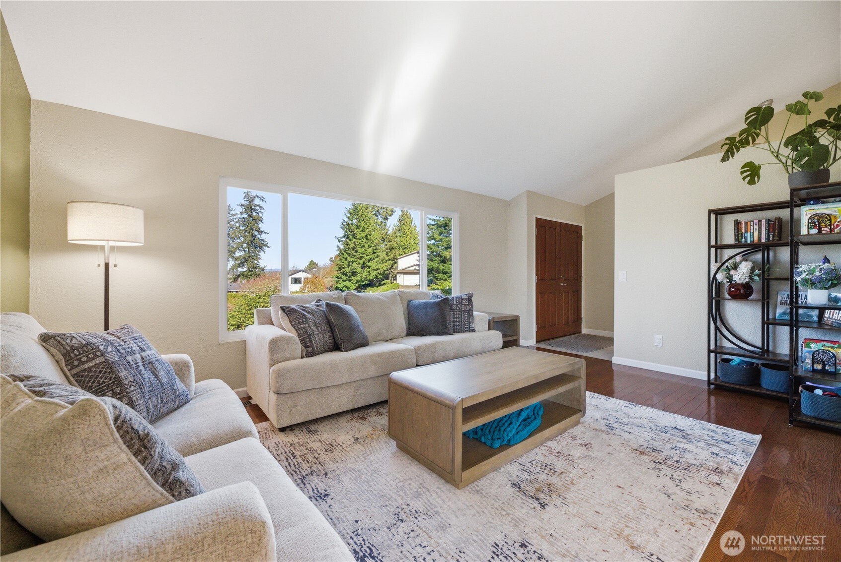 29819 5th Avenue SW Federal Way WA 98023