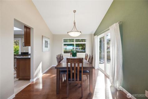 29819 5th Avenue SW Federal Way WA 98023