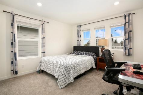 10719 SE 243rd Lane Kent WA 98030
