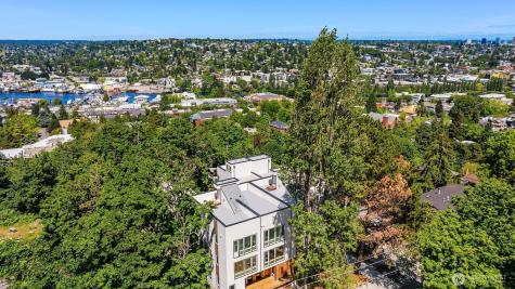 534 W Barrett Street Seattle WA 98119