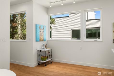 534 W Barrett Street Seattle WA 98119