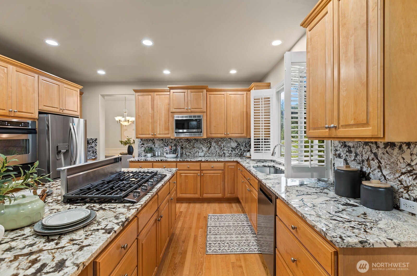 1239 216th Avenue NE Sammamish WA 98074