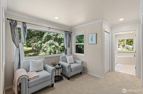 1239 216th Avenue NE Sammamish WA 98074