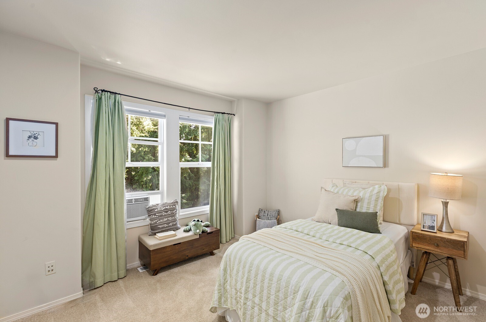 1239 216th Avenue NE Sammamish WA 98074