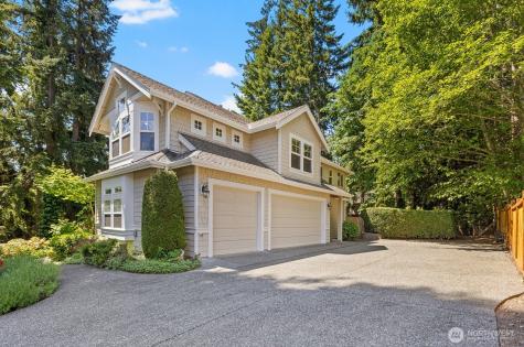 1239 216th Avenue NE Sammamish WA 98074