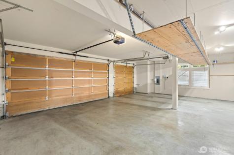 1239 216th Avenue NE Sammamish WA 98074