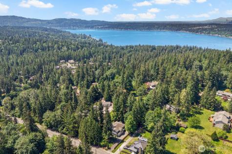 1239 216th Avenue NE Sammamish WA 98074